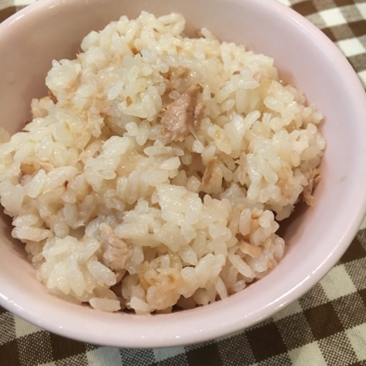 簡単☆ツナと玉ねぎの炊き込みごはん(薄味)